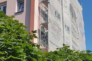 Na bloku przy ul. 17 Stycznia powstaje mural 