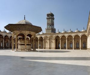 Egipt zamyka sześć hoteli nad Morzem Czerwonym. Czy to koniec raju dla turystów?