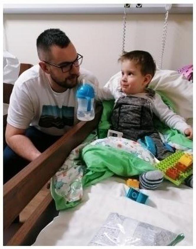 Śląskie: 3-letni syn policjanta jest ciężko chory. Jaś potrzebuje pomocy 