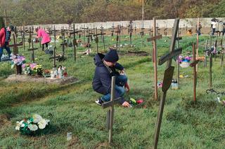 Odbyła się akcja „Światełko Pamięci”. Groby odwiedziło wiele osób