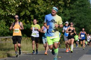 Tarnogórski Półmaraton z rekordem frekwencji. Biegaczom nie przeszkodził nawet upał 