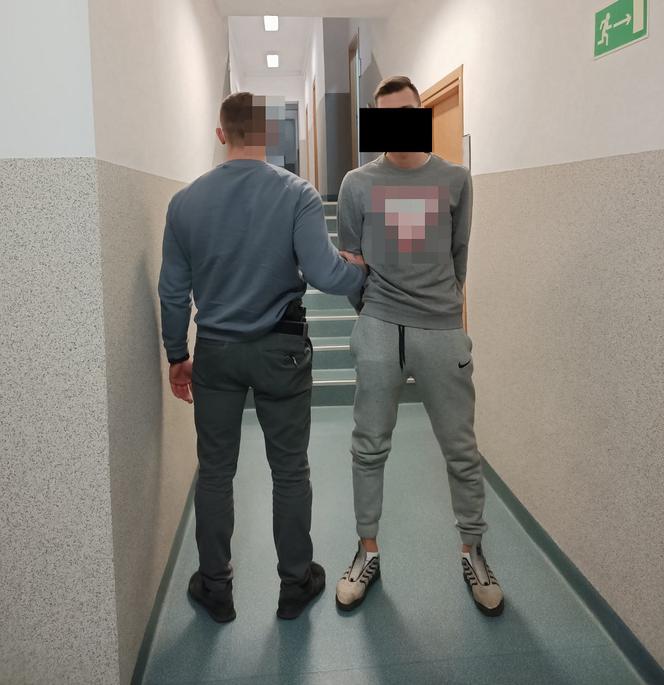 Nastolatek ukradł seniorce ponad 25 tys. złotych! Pieniądze wydał na markowe ciuchy