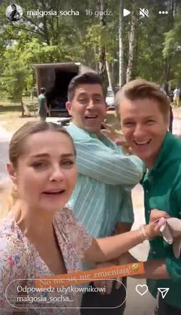 Przyjaciółki 20 sezon na planie. Małgorzata Socha (Inga), Robert (Krzysztof Wieszczek), Andrzej (Adam Adamonis)