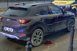 Potrącona 87-latka na przejściu na Targówku. Kobieta była uwięziona pod samochodem