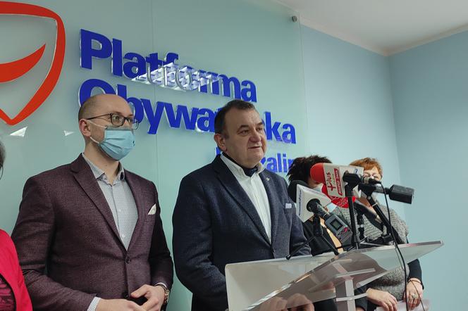 Układ ludzi pazernych – tak określił sytuację w radzie miejskiej w Koszalinie senator Platformy Obywatelskiej Stanisław Gawłowski.