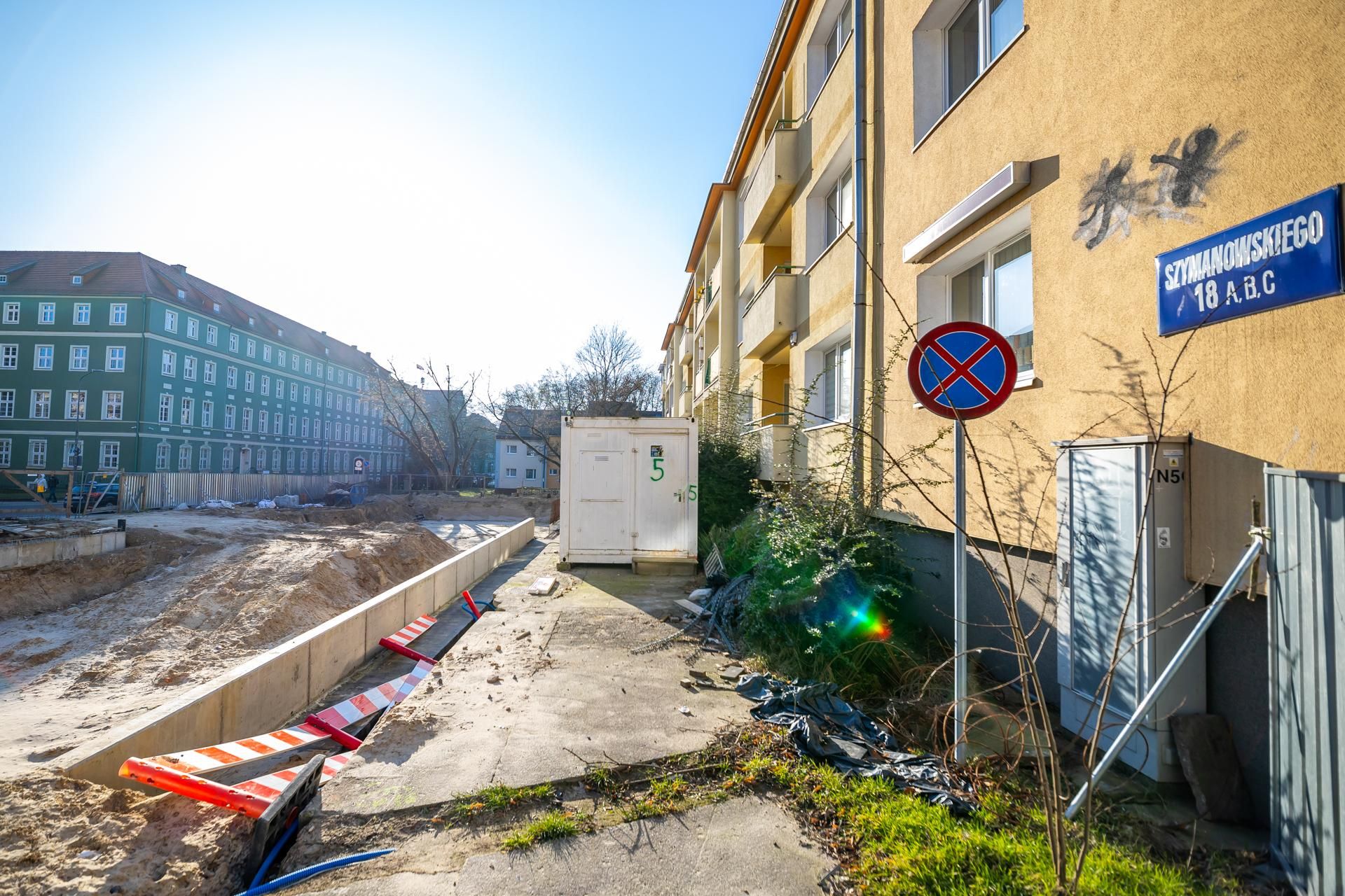 Wstrzymana budowa bloku przy ul. Szymanowskiego w Szczecinie