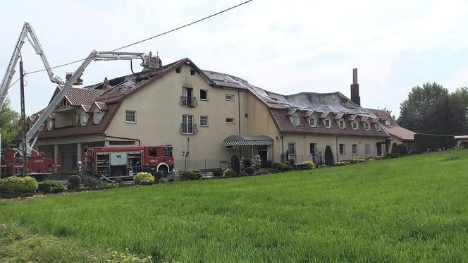 Potężny pożar w Nałęczowie. Dogaszanie trwało kilkanaście godzin