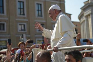 Franciszek zachęca Polaków do modlitwy o powołania