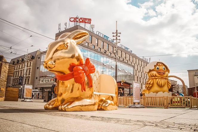 Najdziwniejszy rynek w województwie śląskim. "To nie plac, to archipelag wysp"