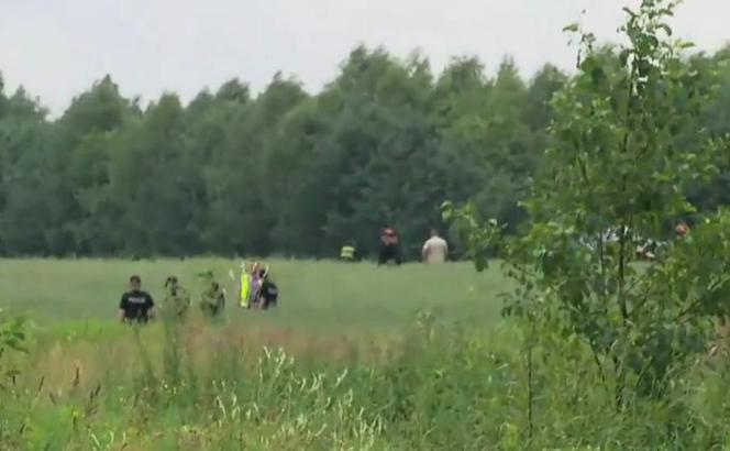 Zderzenie samolotów pod Radomiem. Zdjęcia z wypadku awionetek Cessna 152.