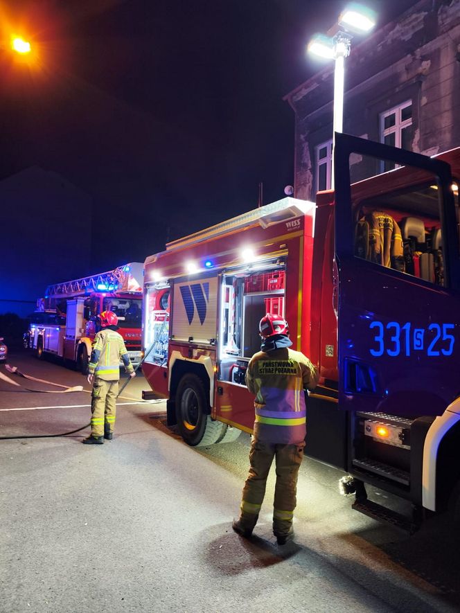 Pożar mieszkania w budynku wielorodzinnym