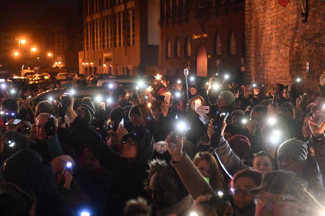 Światełko do nieba dla Pawła Adamowicza. 