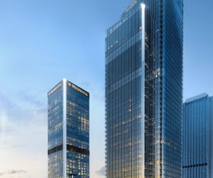 Wizualizacja Lilium Tower obok dawnych budynków Marriotta i Elektrimu