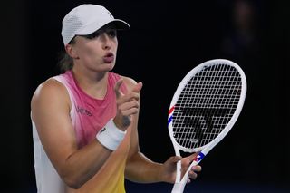 O której gra Iga Świątek dzisiaj z Janą Fett w WTA Stuttgart? Kiedy mecz?