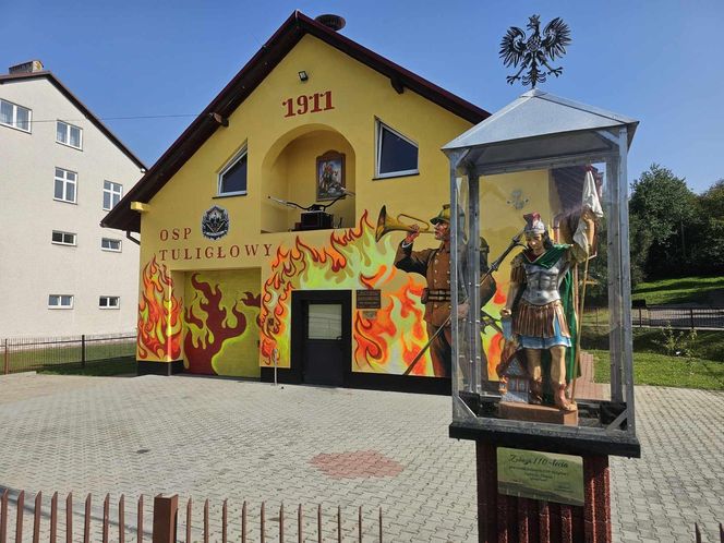 Niezwykły mural strażaków OSP w Tuligłowach