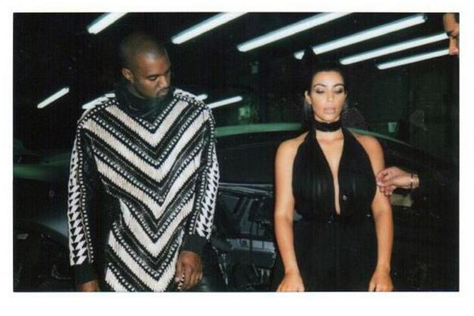 Kim Kardashian: Kanye West UŚMIECHA SIĘ! Szok! Czyli jednak potrafi! ZDJĘCIA