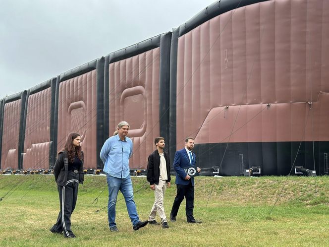 Największy dmuchaniec na świecie znajdziecie w Świętokrzyskiem. Wpisany do Księgi Rekordów Guinnessa!