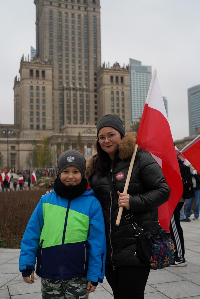 Marsz Niepodległości 2025 na żywo. Relacja z Warszawy. "Chcę zobaczyć Polskę samodzielną i niezakompleksioną"