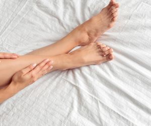 Gwiazdy pokochały naked nails. Czy moda na stopy bez lakieru wygra z kunsztownym pedicure’m? 