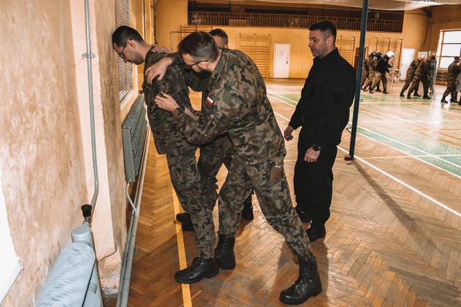 Policjanci z Grudziądza szkolili żołnierzy z WOT-u