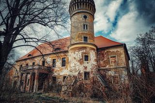 Opuszczony Pałac w Osetnie