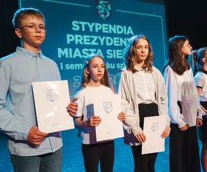 Blisko 700 najzdolniejszych siedleckich uczniów z nagrodami za dokonania w nauce!