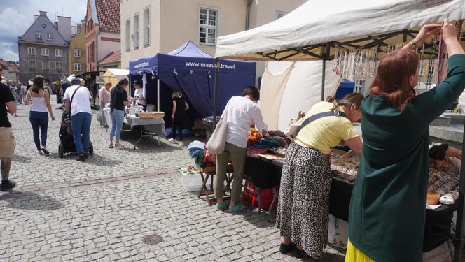 Dni Olsztyna 2025. Dziesiątki wystawców i setki olsztynian na Jarmarku Jakubowym