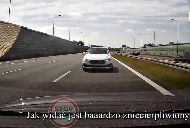 Autostrada A4. Drogowy szeryf filmuje własne wykroczenie