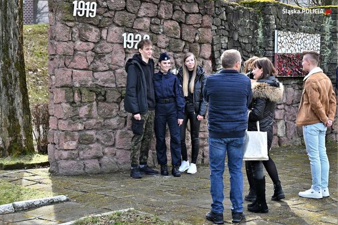 Śląska Policja przyjęła 84 policjantów. Wśród nich jest 15 kobiet