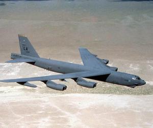 USA wysłały bombowce B-52 na Bliski Wschód. Mają zastąpić lotniskowiec