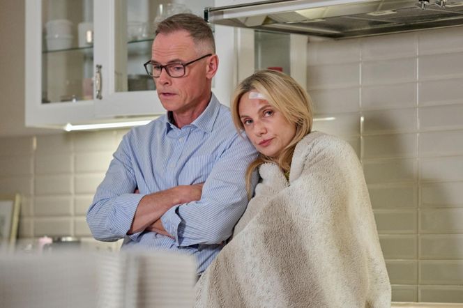 Na Wspólnej, odc 4078. Monika (Sylwia Gliwa), Damian Cieślik (Waldemar Błaszczyk)