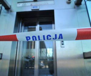 Tragedia na stacji metra w centrum Warszawy. Mężczyzna zmarł w pociągu