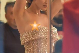 Karolina Pisarek obnażyła się w sklepie! Wypadł jej biust. Nie miała stanika! Wszystko widać