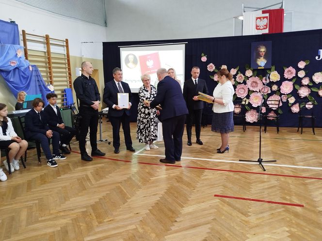 Uroczystość jubileuszowa w siedleckiej "Dziesiątce" była okazją do wspomnień