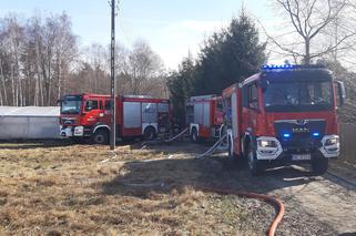 Dom jednorodzinny zawalił się pod Białobrzegami! W środku martwy mężczyzna [ZDJECIA]