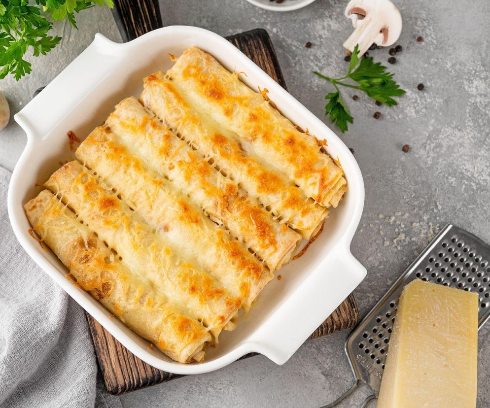 zapiekane naleśniki z mięsem mielonym