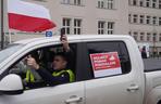 „Zielony Ład=Głód”, „Mleko nie jest z Biedronki”. Te hasła pojawiły się na proteście rolników w Olsztynie