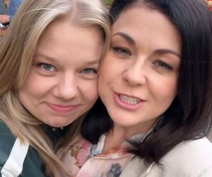 M jak miłość. Lenka (Olga Cybińska), Kinga (Katarzyna Cichopek)