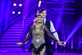 Taniec z gwiazdami - do kolejnego odcinka zaledwie kilka godzin, a tu takie wieści od Barbary Bursztynowicz! Aktorka rezygnuje z występu?!