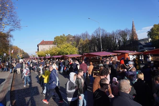 Wielki powrót! Imieniny ul. Św. Marcin 2023. Tłumy poznaniaków i Wielkopolan