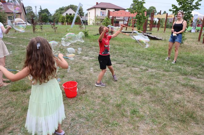 Niezwykły piknik przy Stawie w Lasocinie. Zobacz zdjęcia i relację! #DziałamyRazem