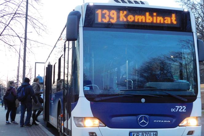 Koronawirus w Krakowie: Liczba pasażerów komunikacji miejskiej spadła o 90%