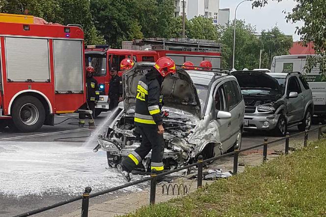 Auto w płomieniach, niemowlę w szpitalu