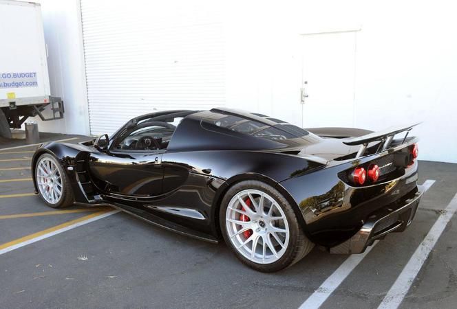 Venom GT Spyder muzyka Stevena Tylera