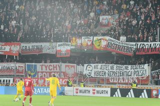 Skandaliczny transparent z Donaldem Tuskiem na meczu w Kownie