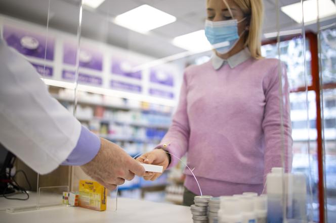 W aptekach brakuje ważnego leku na cukrzycę. Polacy wykupują go, bo pomaga schudnąć