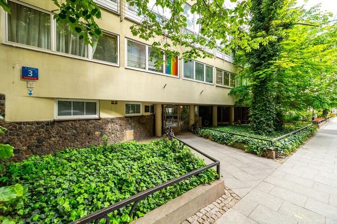 Dom pod żaglem w Warszawie