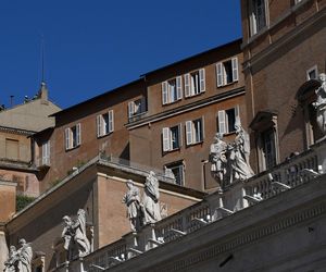 Przygotowania do konklawe 2025 w Kaplicy Sykstyńskiej