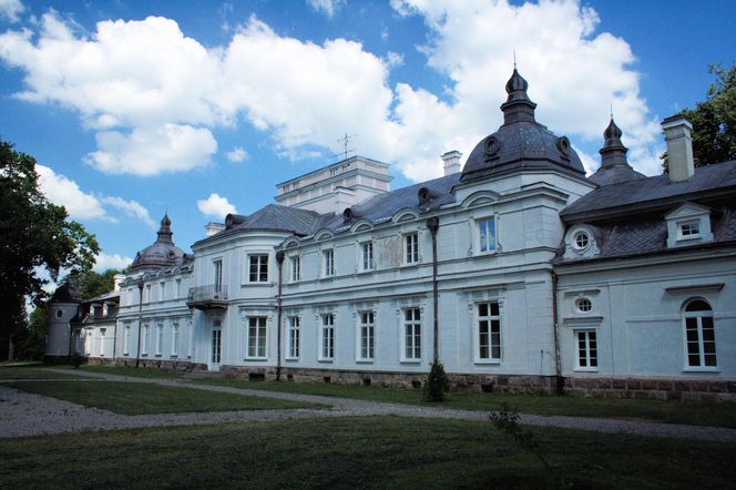TOP 5 zamków i pałaców w Podlaskiem