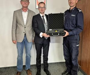 Nowe testery trzeźwości i sprzęt do pomiaru hałasu dla policji w Iławie